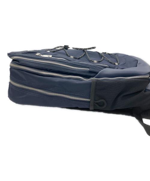 GUESS（ゲス）GUESS (ゲス) リュック CERTOSA Nylon Smart Backpack ブラックの古着・服飾アイテム