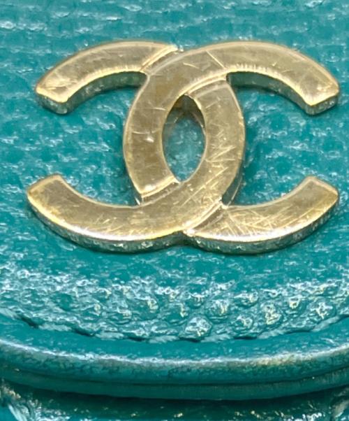 CHANEL（シャネル）CHANEL (シャネル) 3つ折り財布 マトラッセ グリーンの古着・服飾アイテム