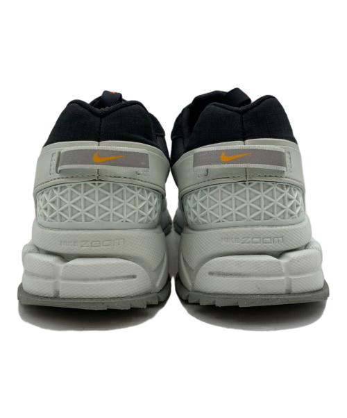 NIKE（ナイキ）NIKE (ナイキ) Zoom Vomero 5 Roam ブラック×グレー サイズ:28.0cmの古着・服飾アイテム
