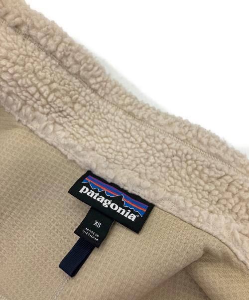 Patagonia（パタゴニア）Patagonia (パタゴニア) クラシックレトロエックスベスト Classic Retro-X Vest ベージュ×ブルー サイズ:XSの古着・服飾アイテム