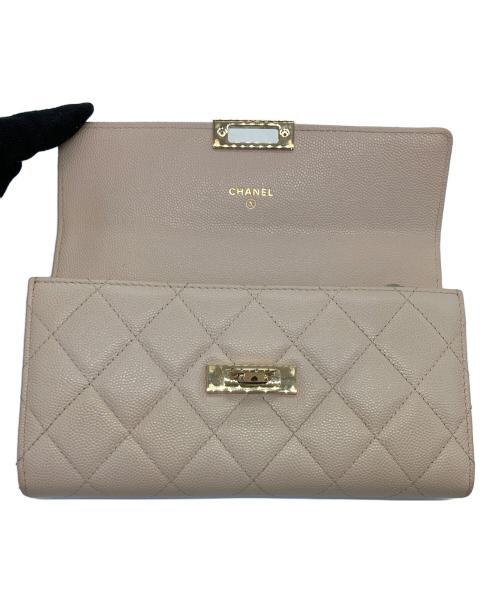 CHANEL（シャネル）CHANEL (シャネル) 長財布 マトラッセ ココロック ベージュの古着・服飾アイテム
