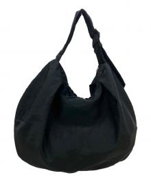 Y's（ワイズ）の古着「NYLON WASHER TWILL GYOZA-STYLE BAG」｜ブラック