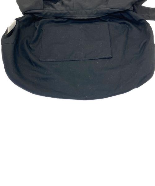 Y's（ワイズ）Y's (ワイズ) NYLON WASHER TWILL GYOZA-STYLE BAG ブラックの古着・服飾アイテム