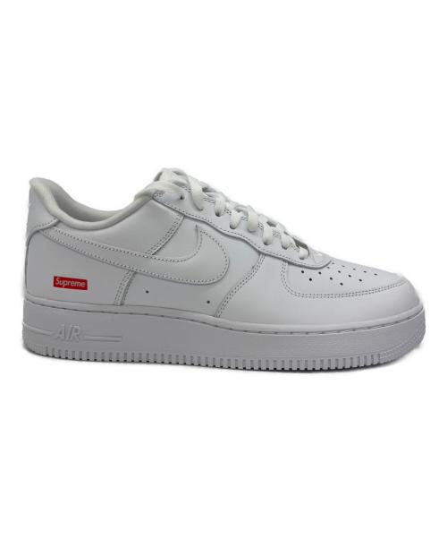 NIKE（ナイキ）NIKE (ナイキ) Supreme (シュプリーム) スニーカー AIR FORCE1 LOW ホワイト サイズ:28.5の古着・服飾アイテム