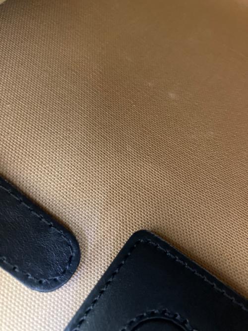 GIANNI CHIARINI（ジャンニ キアリーニ）GIANNI CHIARINI (ジャンニ キアリーニ) トートバッグ ベージュ×ブラックの古着・服飾アイテム