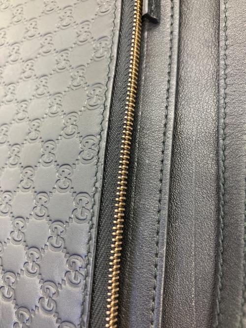 GUCCI（グッチ）GUCCI (グッチ) ショルダーウォレット GG マイクログッチシマレザー ブラックの古着・服飾アイテム
