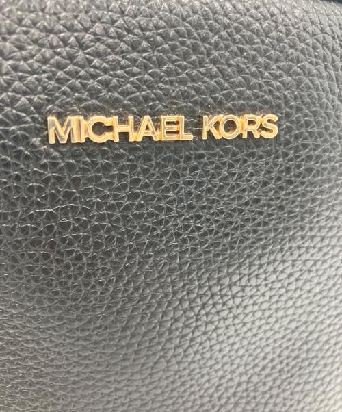 MICHAEL KORS（マイケルコース）MICHAEL KORS (マイケルコース) JET SET TRAVEL NS チェーン クロスボディ ミディアム ブラックの古着・服飾アイテム