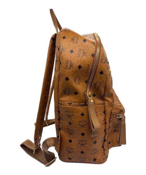 MCM（エムシーエム）MCM (エムシーエム) スタッズリュック ブラウンの古着・服飾アイテム