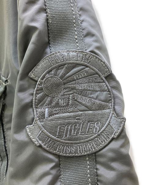 ALPHA INDUSTRIES（アルファインダストリーズ）ALPHA INDUSTRIES (アルファインダストリーズ) ジャケット グレー サイズ:XLの古着・服飾アイテム