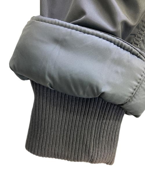 ALPHA INDUSTRIES（アルファインダストリーズ）ALPHA INDUSTRIES (アルファインダストリーズ) ジャケット グレー サイズ:XLの古着・服飾アイテム