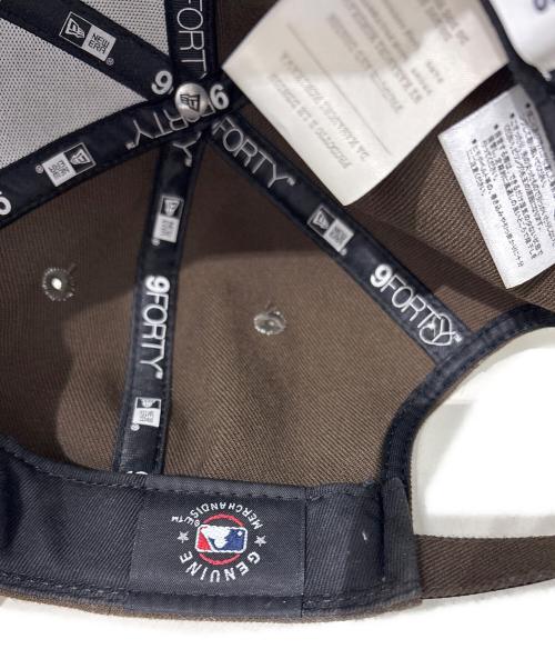 New Era（ニューエラ）New Era (ニューエラ) BASICKS (ベイシックス) キャップ　9 FORTY Yankees Heart Embroidery Cap ブラウンの古着・服飾アイテム