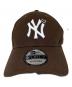 New Era（ニューエラ）の古着「キャップ　9 FORTY Yankees Heart Embroidery Cap」｜ブラウン