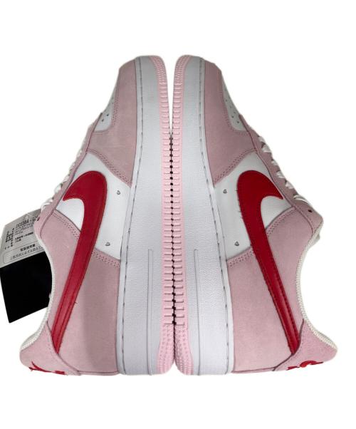 NIKE（ナイキ）NIKE (ナイキ) AIR FORCE 1 07 QS　2021年 バレンタインモデル ホワイト×ライトピンク サイズ:SIZE 28cm 未使用品の古着・服飾アイテム