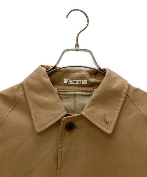 AURALEE（オーラリー）AURALEE (オーラリー) ステンカラーコート COTTON SILK GABARDINE LONG SOUTIEN COLLAR COAT ベージュ サイズ:3の古着・服飾アイテム