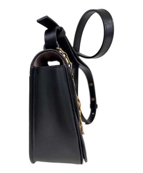 J.W.ANDERSON（ジェイダブリューアンダーソン）J.W.ANDERSON (ジェイダブリューアンダーソン) ショルダーバッグ　KEY LEATHER ブラックの古着・服飾アイテム