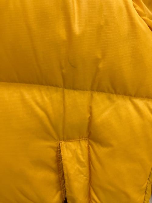 THE NORTH FACE（ザ ノース フェイス）THE NORTH FACE (ザ ノース フェイス) ダウンジャケット イエロー×ブラック サイズ:Lの古着・服飾アイテム