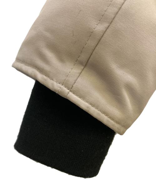 CANADA GOOSE（カナダグース）CANADA GOOSE (カナダグース) ダウンジャケット WYNDHAM PARKA ベージュ サイズ:XSの古着・服飾アイテム