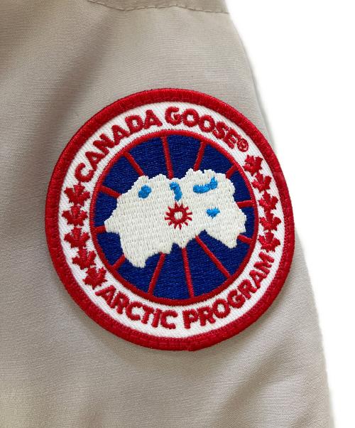 CANADA GOOSE（カナダグース）CANADA GOOSE (カナダグース) ダウンジャケット WYNDHAM PARKA ベージュ サイズ:XSの古着・服飾アイテム