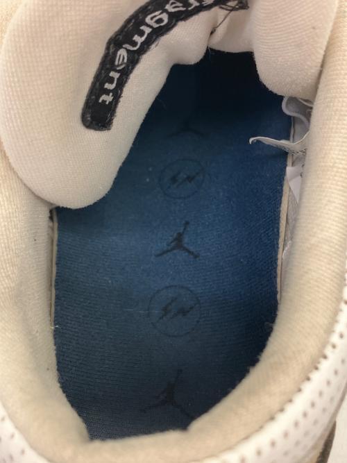 NIKE（ナイキ）NIKE (ナイキ) FRAGMENTS (フラグメント) ローカットスニーカー AIR JORDAN3 ホワイト サイズ:26.5の古着・服飾アイテム