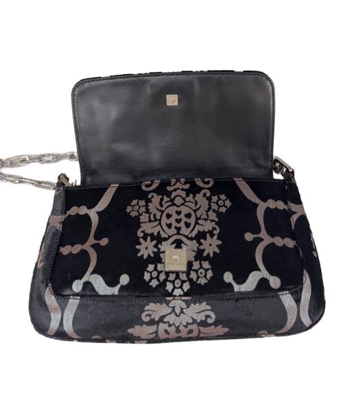 GUCCI（グッチ）GUCCI (グッチ) ワンショルダーバッグ ブラックの古着・服飾アイテム