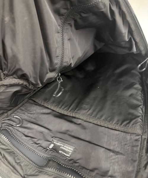 MONCLER（モンクレール）MONCLER (モンクレール) FRAGMENTS (フラグメント) バックパック ブラックの古着・服飾アイテム