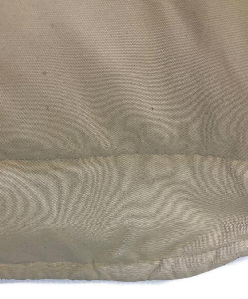 Patagonia（パタゴニア）Patagonia (パタゴニア) ダウンジャケット ベージュ サイズ:Mの古着・服飾アイテム