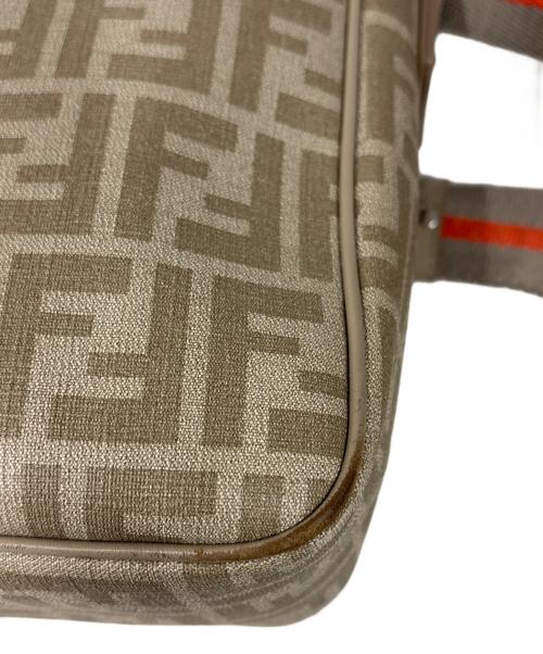 FENDI（フェンディ）FENDI (フェンディ) ショルダーバッグ　ズッキーノ ベージュの古着・服飾アイテム
