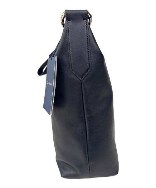 COLE HAAN（コールハーン）COLE HAAN (コールハーン) ショルダーバッグ　カミラ ホーボー ブラックの古着・服飾アイテム