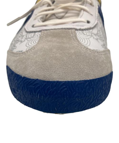 Onitsuka Tiger（オニツカタイガー）Onitsuka Tiger (オニツカタイガー) ローカットスニーカー　ストリートファイターV アーケードエディション ホワイト×ブルー サイズ:25.5の古着・服飾アイテム