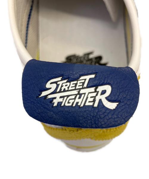 Onitsuka Tiger（オニツカタイガー）Onitsuka Tiger (オニツカタイガー) ローカットスニーカー　ストリートファイターV アーケードエディション ホワイト×ブルー サイズ:25.5の古着・服飾アイテム