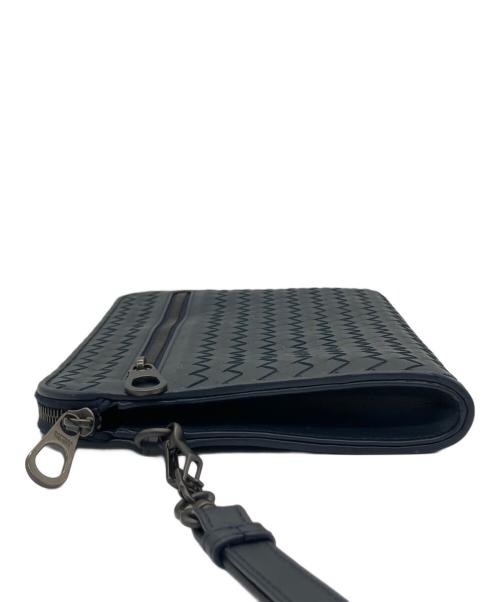 BOTTEGA VENETA（ボッテガベネタ）BOTTEGA VENETA (ボッテガベネタ) クラッチバッグ イントレチャート ネイビーの古着・服飾アイテム