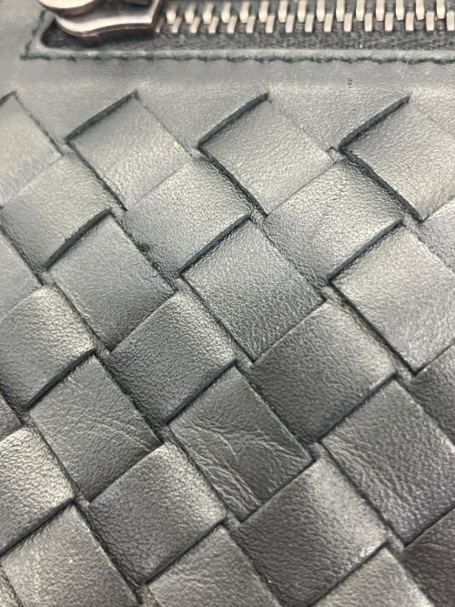 BOTTEGA VENETA（ボッテガベネタ）BOTTEGA VENETA (ボッテガベネタ) ショルダーバッグ イントレチャート ブラックの古着・服飾アイテム
