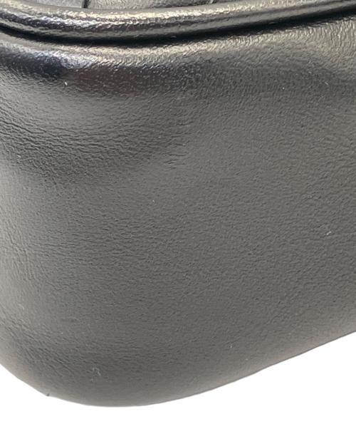 BOTTEGA VENETA（ボッテガベネタ）BOTTEGA VENETA (ボッテガベネタ) ショルダーバッグ イントレチャート ブラックの古着・服飾アイテム