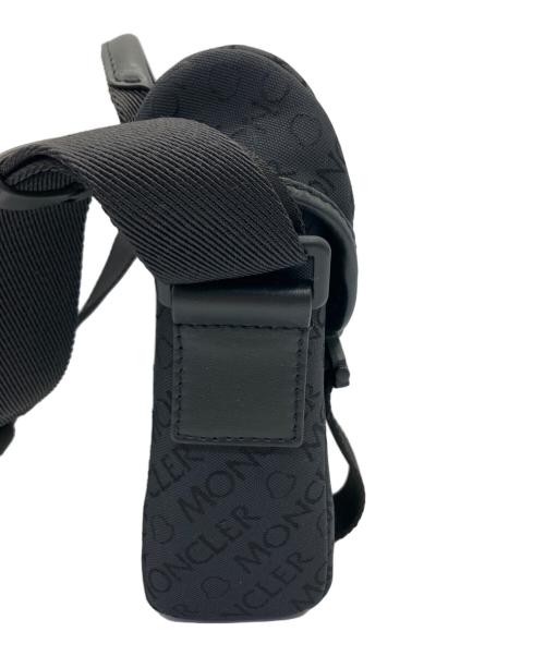 MONCLER（モンクレール）MONCLER (モンクレール) ショルダーバッグ SPREAD CROSS BODY ブラックの古着・服飾アイテム