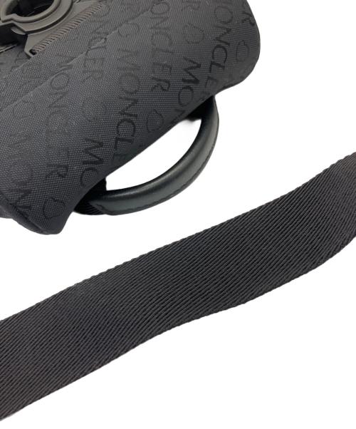 MONCLER（モンクレール）MONCLER (モンクレール) ショルダーバッグ SPREAD CROSS BODY ブラックの古着・服飾アイテム