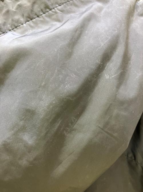 PRADA（プラダ）PRADA (プラダ) ナイロンジャケット グレー サイズ:50の古着・服飾アイテム