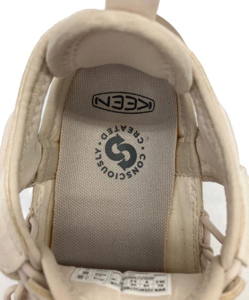 KEEN（キーン）KEEN (キーン) スニーカーサンダル　UNEEK WK ベージュ サイズ:25cmの古着・服飾アイテム
