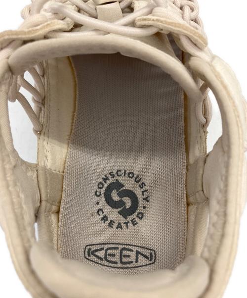 KEEN（キーン）KEEN (キーン) スニーカーサンダル　UNEEK WK ベージュ サイズ:25cmの古着・服飾アイテム