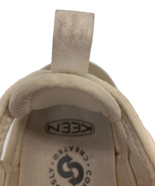 KEEN（キーン）KEEN (キーン) スニーカーサンダル　UNEEK WK ベージュ サイズ:25cmの古着・服飾アイテム