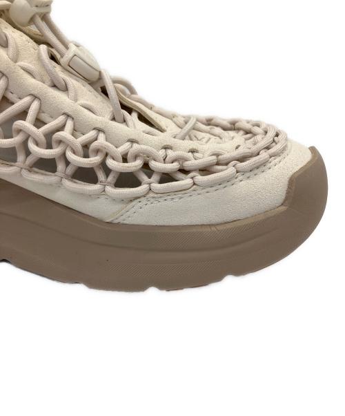 KEEN（キーン）KEEN (キーン) スニーカーサンダル　UNEEK WK ベージュ サイズ:25cmの古着・服飾アイテム