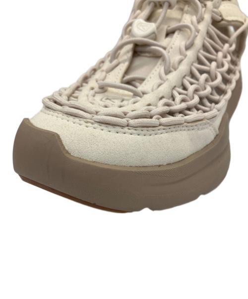 KEEN（キーン）KEEN (キーン) スニーカーサンダル　UNEEK WK ベージュ サイズ:25cmの古着・服飾アイテム