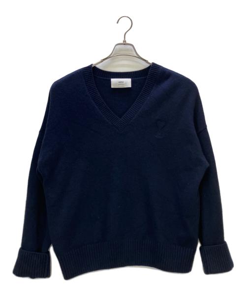 ami（アミ）ami (アミ) 厚手ニット エンボスロゴ Vネックニット ネイビー サイズ:XLの古着・服飾アイテム