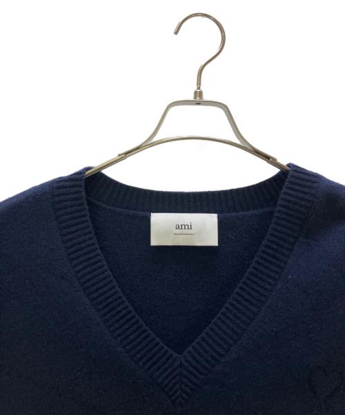 ami（アミ）ami (アミ) 厚手ニット エンボスロゴ Vネックニット ネイビー サイズ:XLの古着・服飾アイテム