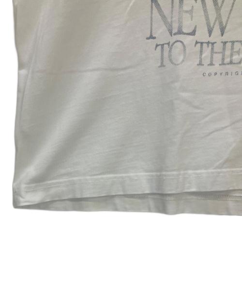 KITH（キス）KITH (キス) 半袖カットソー Kith NY to the World Liberty Apple Vintage Tee ホワイト サイズ:XLの古着・服飾アイテム