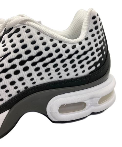 NIKE（ナイキ）NIKE (ナイキ) スニーカー AIR MAX PLUS VII ブラック×ホワイト サイズ:27.5 未使用品の古着・服飾アイテム