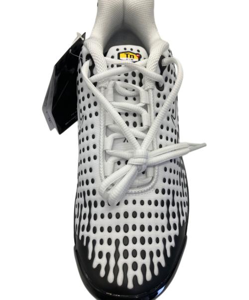 NIKE（ナイキ）NIKE (ナイキ) スニーカー AIR MAX PLUS VII ブラック×ホワイト サイズ:27.5 未使用品の古着・服飾アイテム