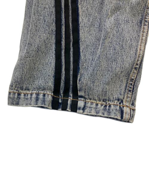 adidas（アディダス）adidas (アディダス) デニムパンツ ADILENIUM 5.0 DENIM JEANS インディゴ サイズ:26の古着・服飾アイテム