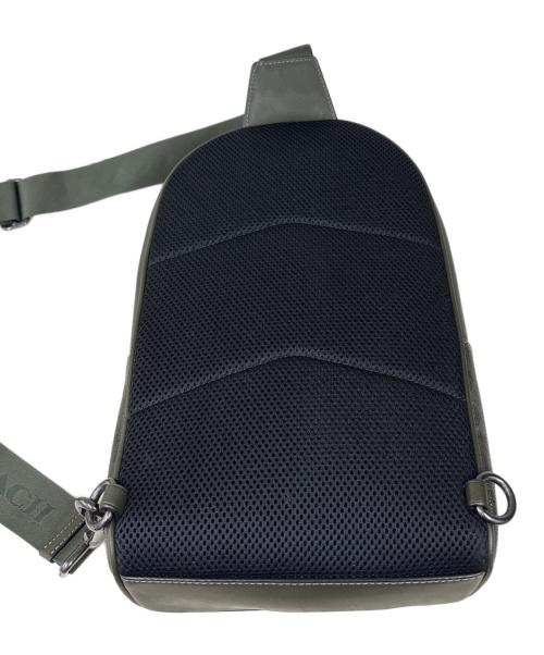 COACH（コーチ）COACH (コーチ) ボディーバッグ オリーブの古着・服飾アイテム