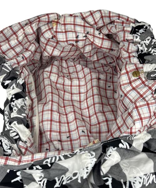 Vivienne Westwood（ヴィヴィアンウエストウッド）Vivienne Westwood (ヴィヴィアンウエストウッド) バンブートートバッグ ブラック×ホワイトの古着・服飾アイテム