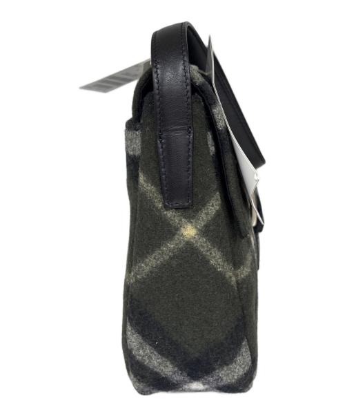 BURBERRY BLUE LABEL（バーバリー ブルー レーベル）BURBERRY BLUE LABEL (バーバリー ブルー レーベル) ウールショルダーバッグ　ノバチェック オリーブの古着・服飾アイテム